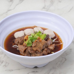 เกาเหลาเนื้อตุ๋นลูกชิ้น