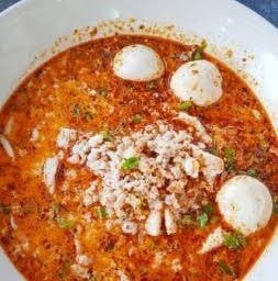 ก๋วยเตี๋ยวหมูต้มยำน้ำข้น