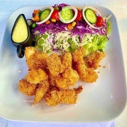 สลัดปลากรอบ