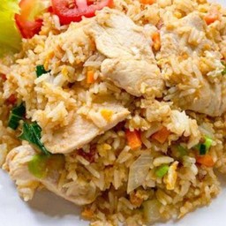 ข้าวผัดไก่