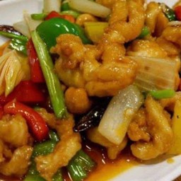 ไก่ผัดเม็ดมะม่วง