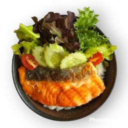 ข้าวหน้าปลาแซลมอนย่าง (ฟรีซุป)