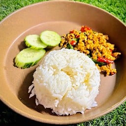 กะเพราบ้านบุ๋ม