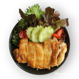 ข้าวหน้าไก่ย่าง (ฟรีซุป)