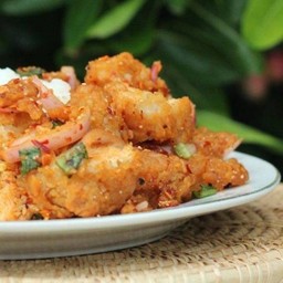 ยำไก่แซ่บ