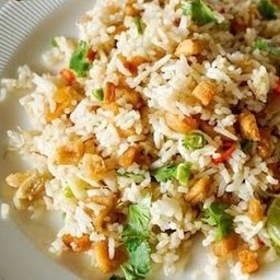 ข้าวคลุกน้ำพริก กากหมู