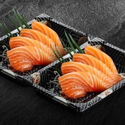 แซลมอน 8 ชิ้น