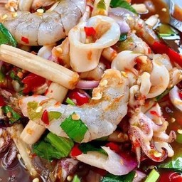 ตำสายบัวหมึกลวก กุ้งสดไม่ลวกใส่น้ำปลาร้านัวๆ