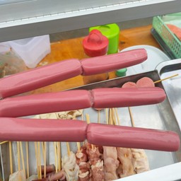 ฮอทดอกแดง