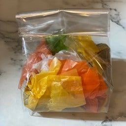 ลูกอมน้ำตาลเคี่ยว