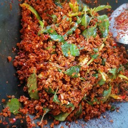 ผัดเผ็ดนก