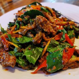 ผัดเผ็ดเก้ง