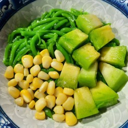 ลอดช่อง เเตงไท ข้าวโพด น้ำกะทิ