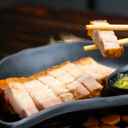 หมูกรอบ ราคา/ขีด