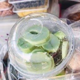 มะม่วงเปรี้ยวมาก+น้ำปลาหวาน