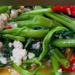 ผักบุ้งหมูสับ