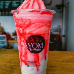 สตอเบอรี่สมูทตี้+โยเกิร์ต