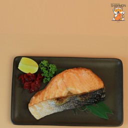 สเต็กปลาแซลมอนย่างเกลือ