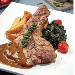 คุโรบุตะพอร์คช็อปกับซอสเห็ดทรัฟเฟิล