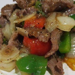 กวางผัดพริกไทยดำ