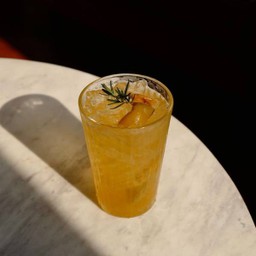 Craftsman Roastery & Brew Bar สาธุประดิษฐ์