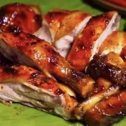 ไก่หมุนหมักน้ำผึ้งแนนน๊าา(จิระภา)
