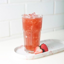 น้ำสตรอว์เบอร์รี