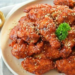 ไก่ทอดซอสเกาหลี+หัวไชเท้าดอง