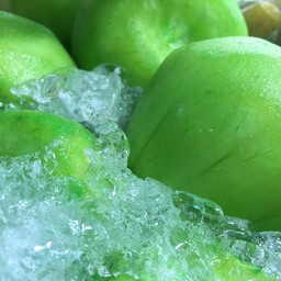 ฝรั่งแช่บ๊วย