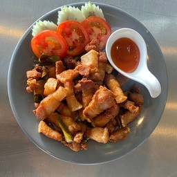 ครัวบ้านลิ้นจี่ตามสั่ง ลาดหลุมแก้ว