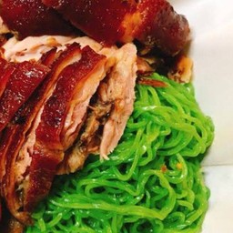 หมี่หยกขาหมู