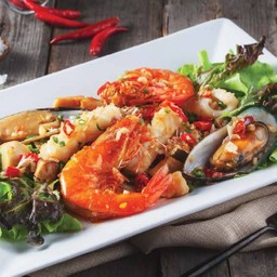 ทะเลผัดพริกเกลือ