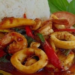 ผัดพริกเผาทะเลราดข้าว