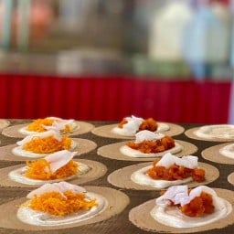 ขนมเบื้องหวานผึ้งน้อย ดิเอ็มควอเทียร์