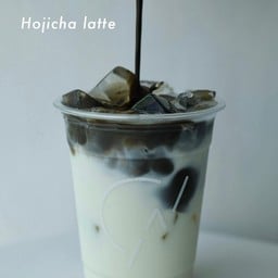 Ice Houjicha latte