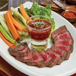 เนื้อออสเตรเลียย่างจิ้มแจ่ว