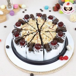 เค้กช็อกโกแลตเชอร์รี่โอริโอ้ ขนาด 3 ปอนด์