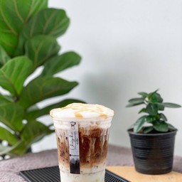 Chongchim Coffee (ชงชิม กาแฟสด)