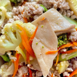 ข้าว ผัดผักรวมหมูสับ