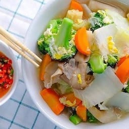 สุกี้ เพลินพุง ร่มเกล้า