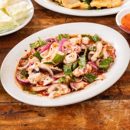 ลาบปลาหมึก