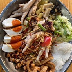 ตำถาดตีนไก่