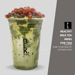 ชาเขียวมัทฉะเข้มข้นนมสด