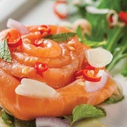 แซลมอนแซ่บ