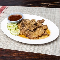 เนื้อคั่วจิ้มแจ่ว