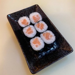 แซลมอน Makl