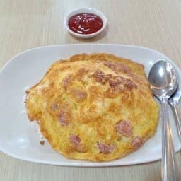 ข้าวไข่เจียวแหนม