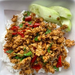 กระเพราหมูชิ้น