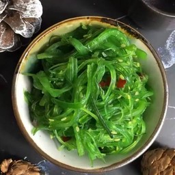 ยำสาหร่ายย
