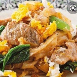 ผัดซีอิ๊วหมู